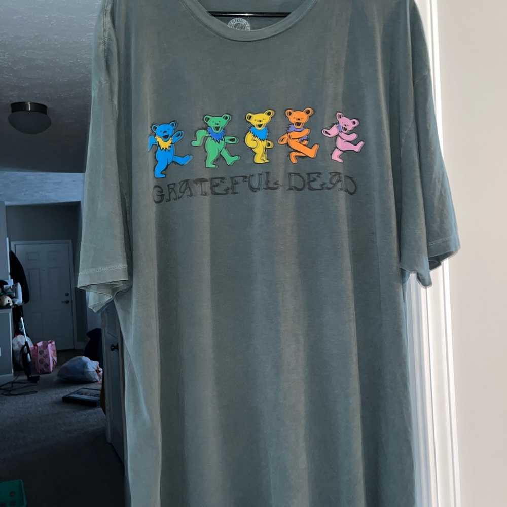 Earthbound Grateful Dead Graphic Tee
